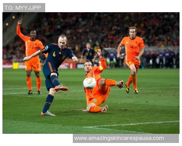 足球明星吐槽视频大揭秘看他们如何幽默吐槽赛场趣事与队友互动