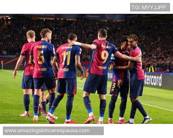 足球明星巴萨精彩瞬间视频集锦回顾球场上的辉煌与激情